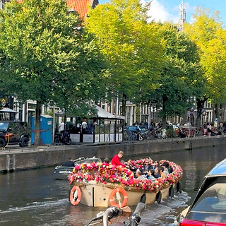 Amsterdam group tour private transfer from Paris