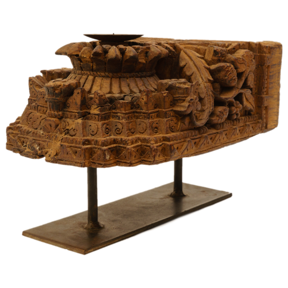 Thumbnail: Wood Carving Candle Stand