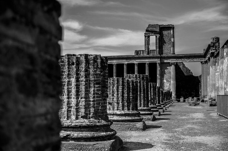 Third of four shots taken during my first experience in Pompeii, a city made of moments to