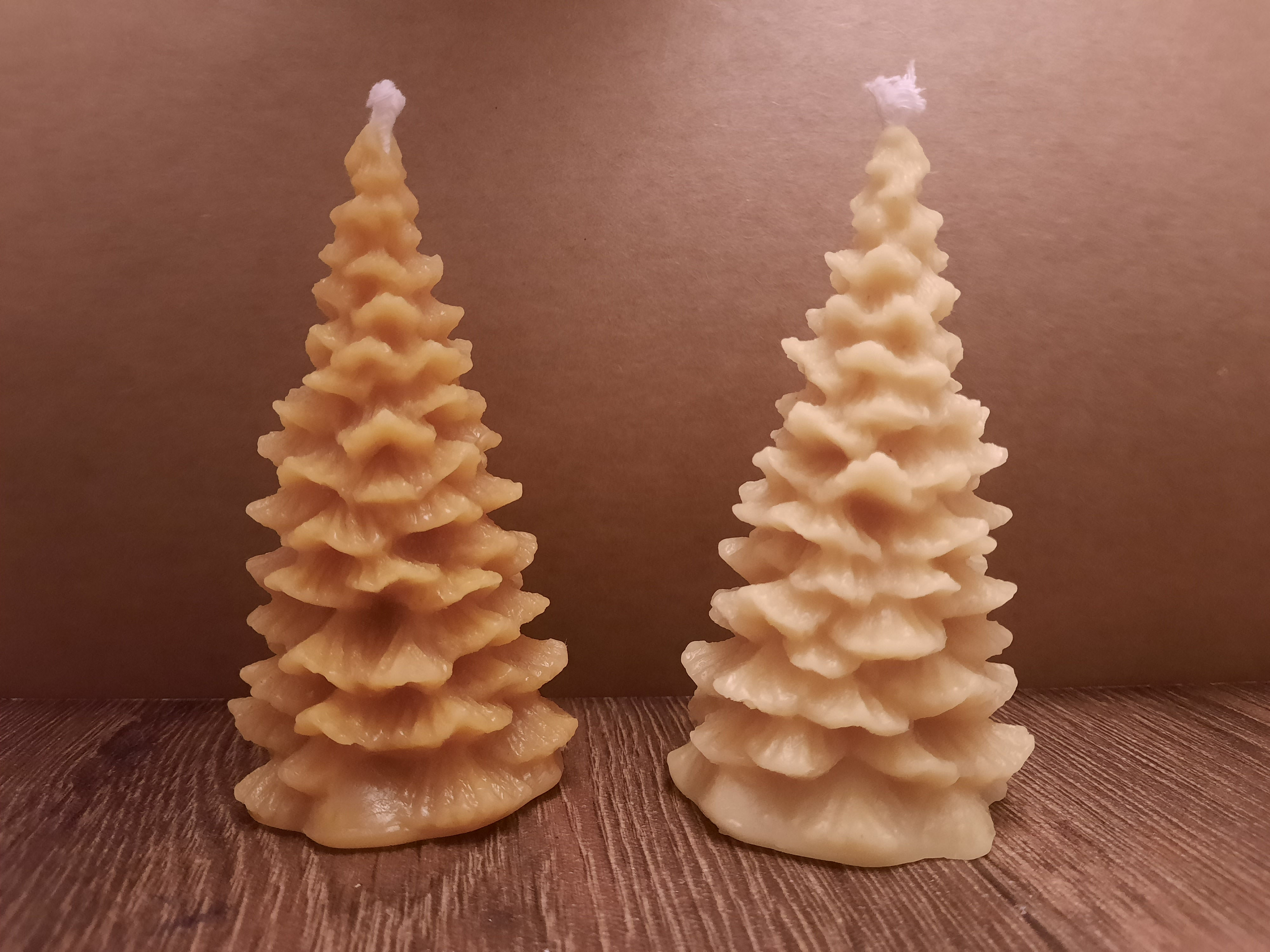Beeswax candle - Christmas Tree