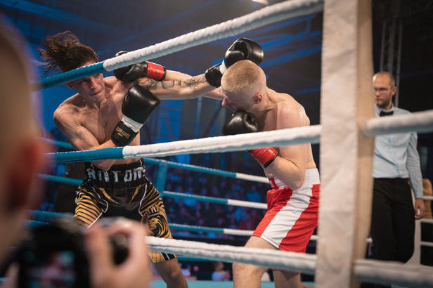 Golden Gloves 1-_Z628631-Enhanced-NR