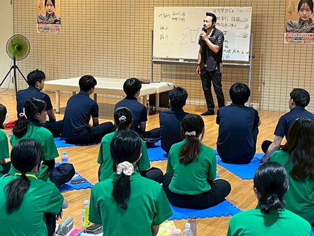 7月21日九州医療スポーツ専門学校(@kmsv) の合同授業にて、講師として登壇させていただきました。