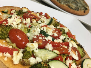 Personal Pizzas! 3 Cheese Kale & Veggie Hummus