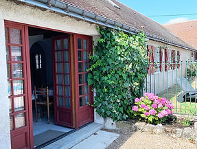 gite entrance to swimming pool and main garden
