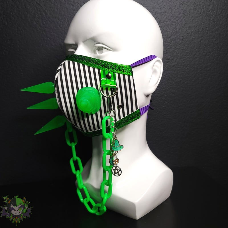 Thumbnail: SPOOKY GREEN & STRIPES MASK SM