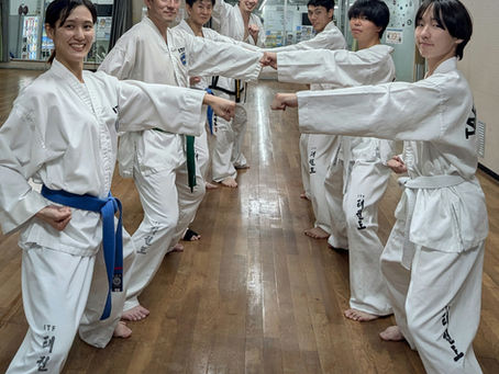 【第243回稽古の様子】新しい立ち方で次のステップへ!先輩後輩で基本を磨く