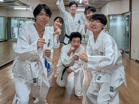 【練習の様子】ステップと跳び蹴りを特訓!足が命のテコンドー!