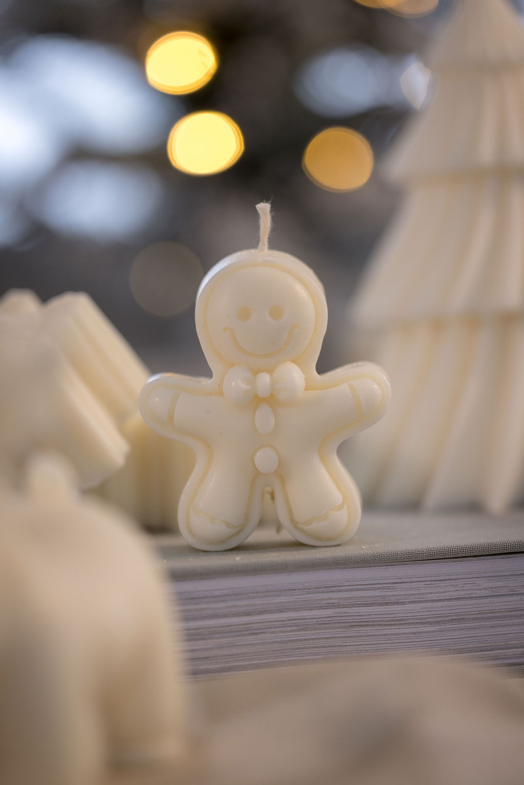 Gingerbread Man Candle