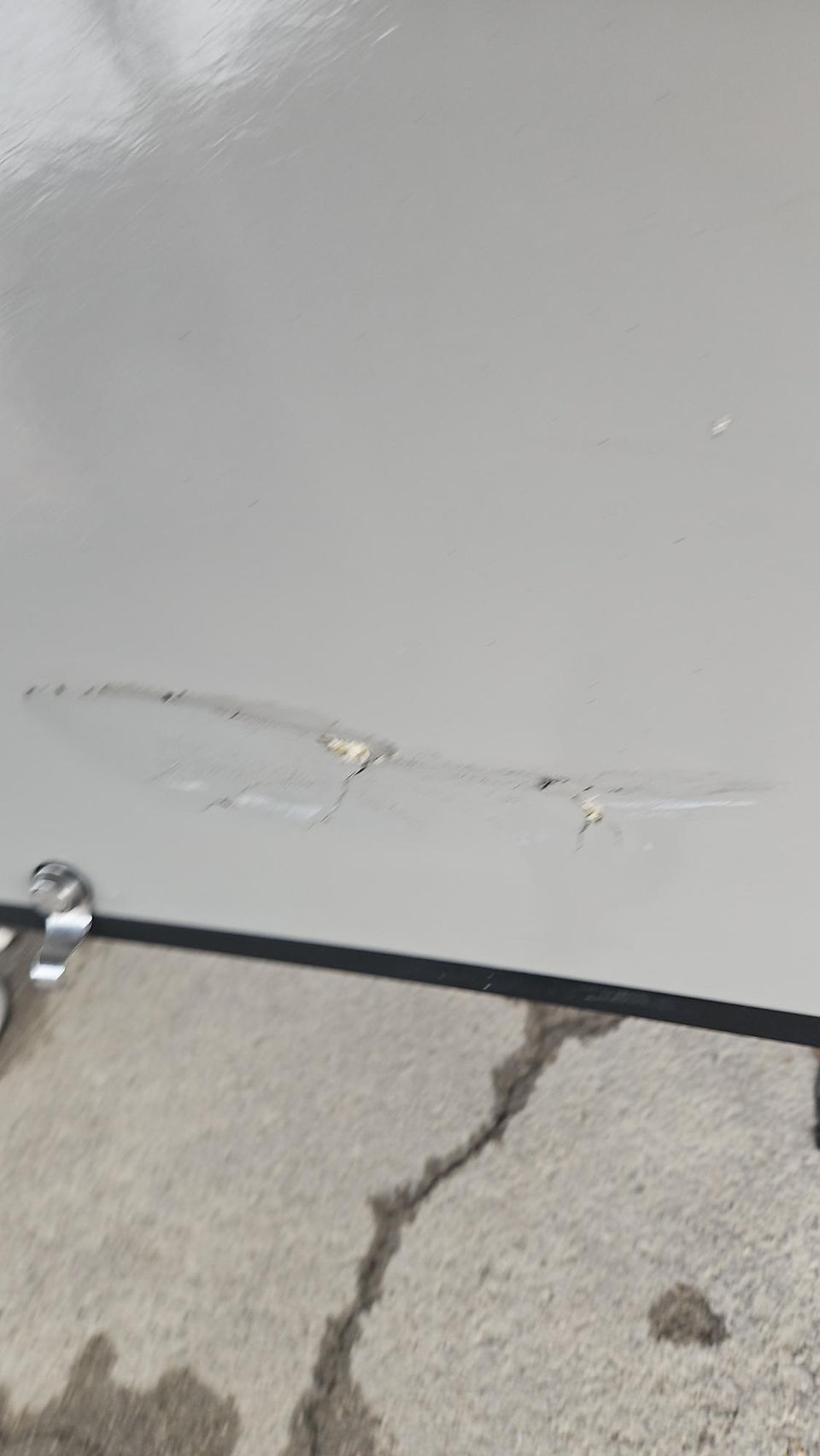 Decaying roof sealant
