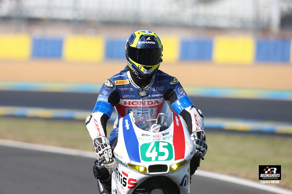 24 Heures Motos 2026. YART-Yamaha devant lors du Warm-up. 