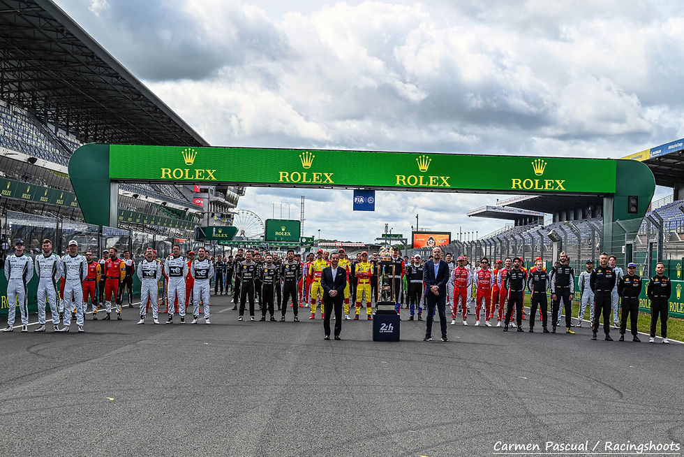 24 Heures du Mans 2026. Les 186 pilotes réunis pour la traditionnelle photo officielle.