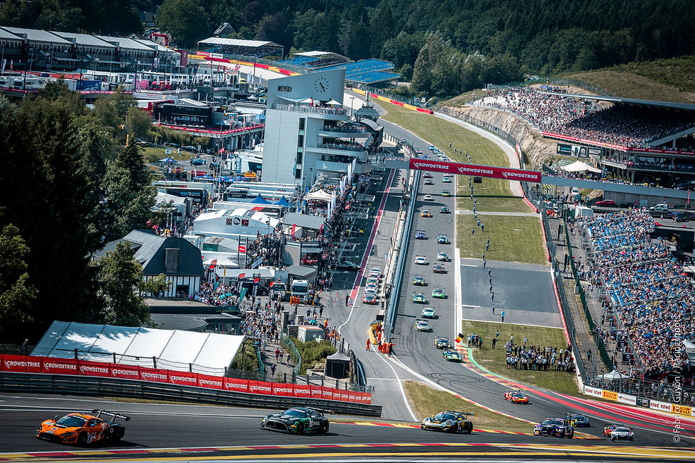 24 Heures de Spa 2026. Un début de course spectaculaire. 