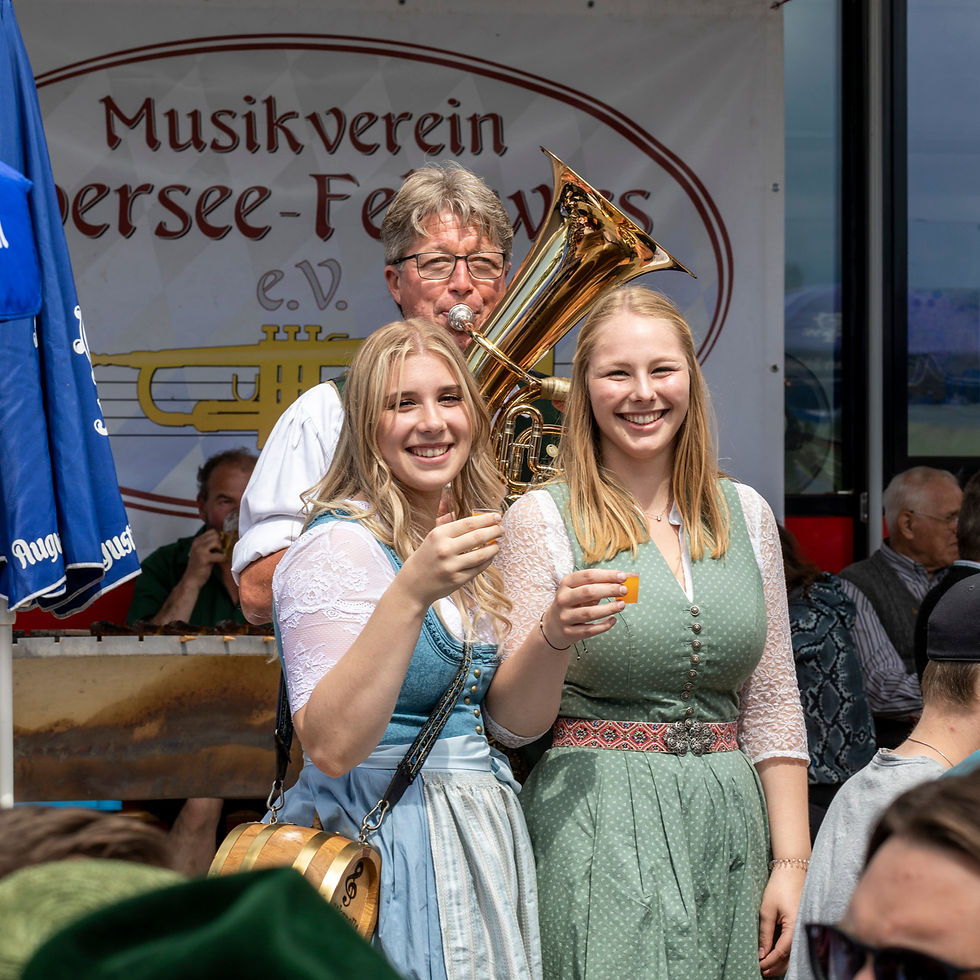 MV-Vatertagsfest_Mai2022_IMG_0375_WolGa_MedRes_edited