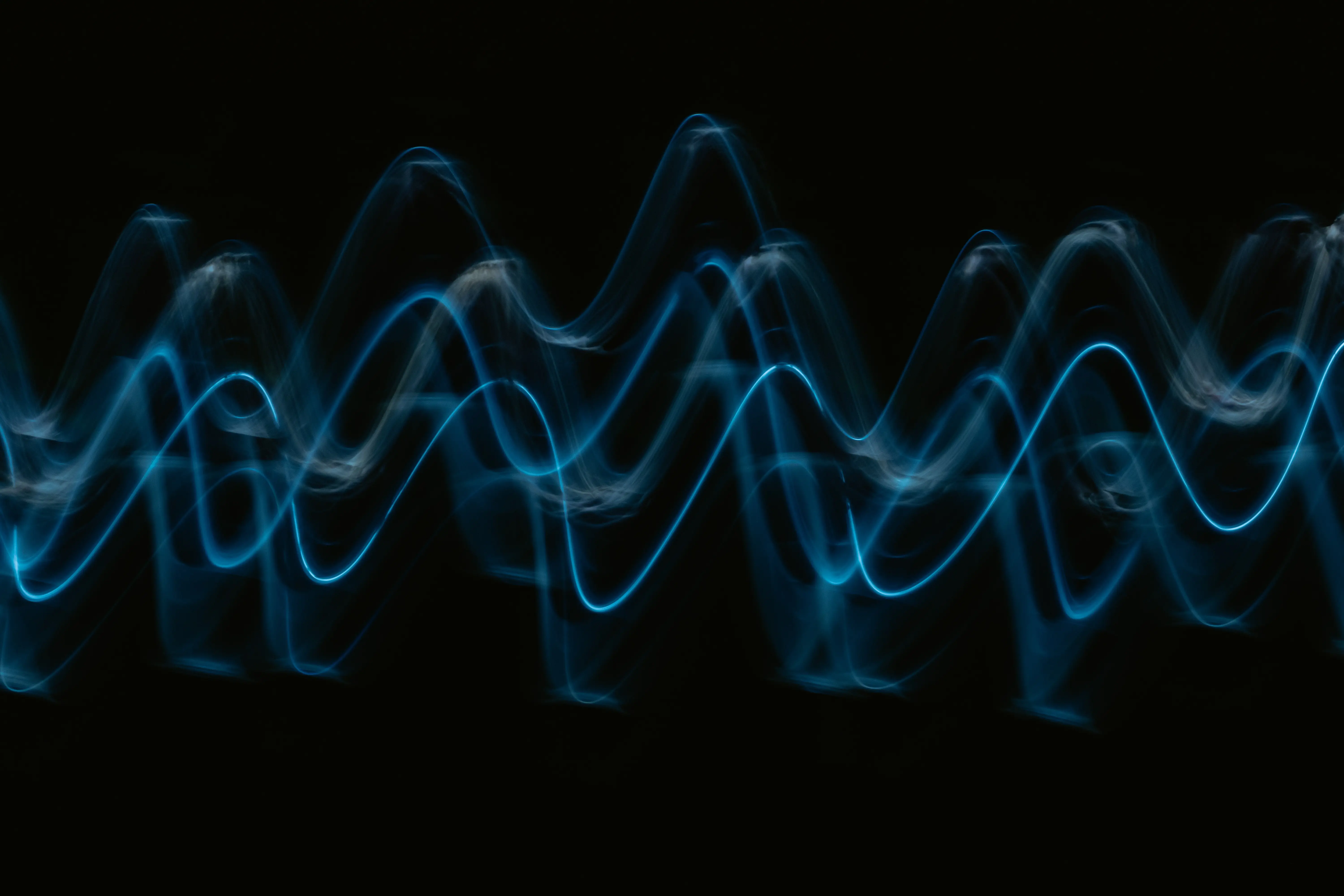 pawel-czerwinski-eybM9n4yrpE-unsplash.webp