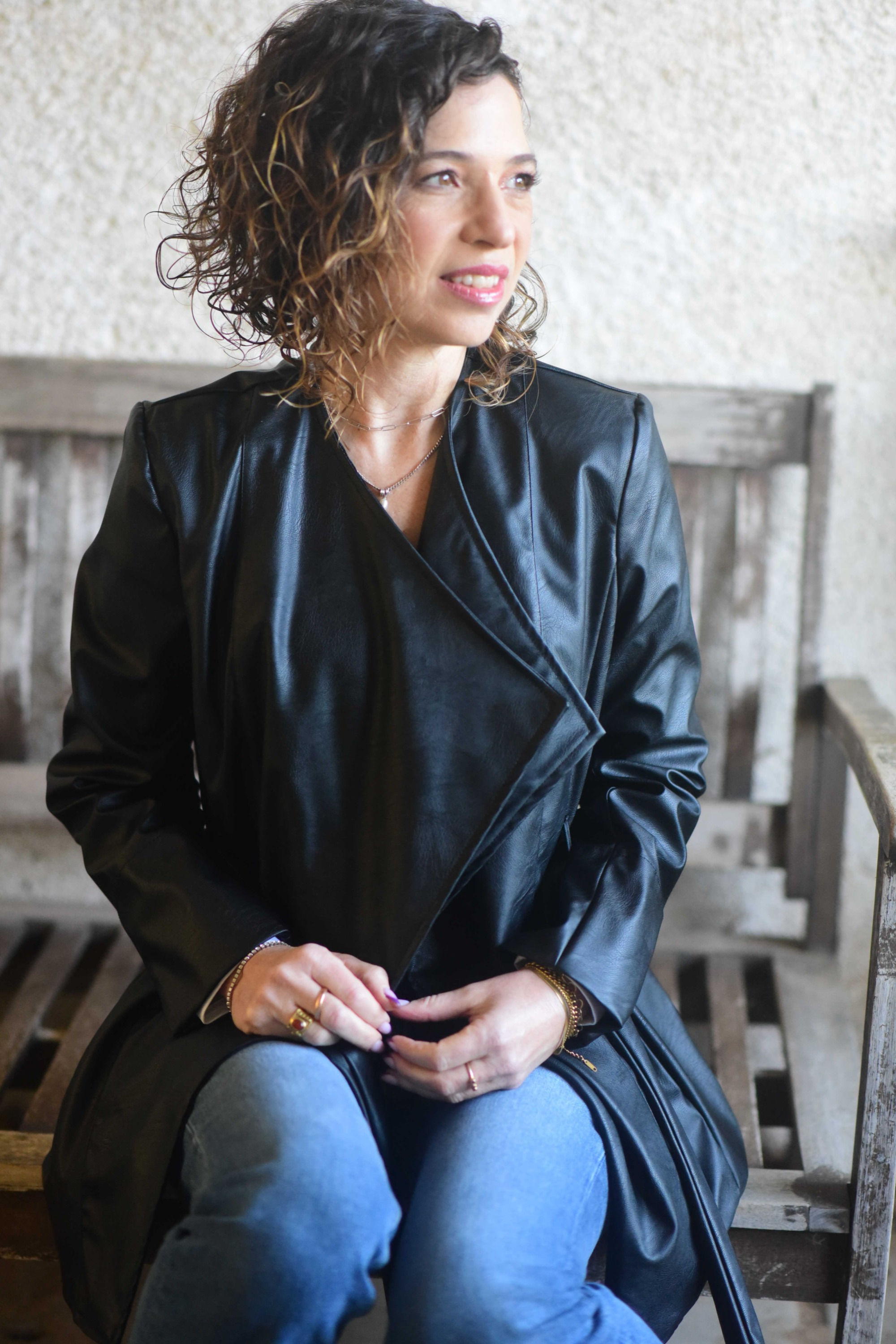 מעיל תום דמוי עור שחור