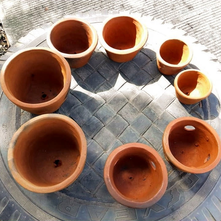 Thumbnail: Natural Pots