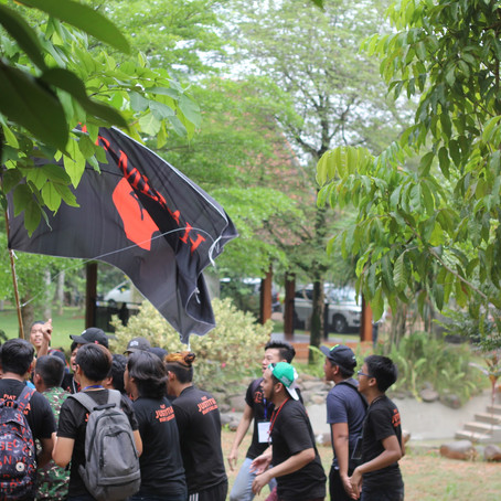 Baris Merah: Barisan Suporter Pertama di UPH