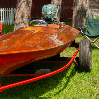 Vintage Larson and Crestliner boats on display at the 2025 Classic Larson Boat Show in Nisswa, Minnesota