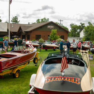 Vintage Larson and Crestliner boats on display at the 2025 Classic Larson Boat Show in Nisswa, Minnesota