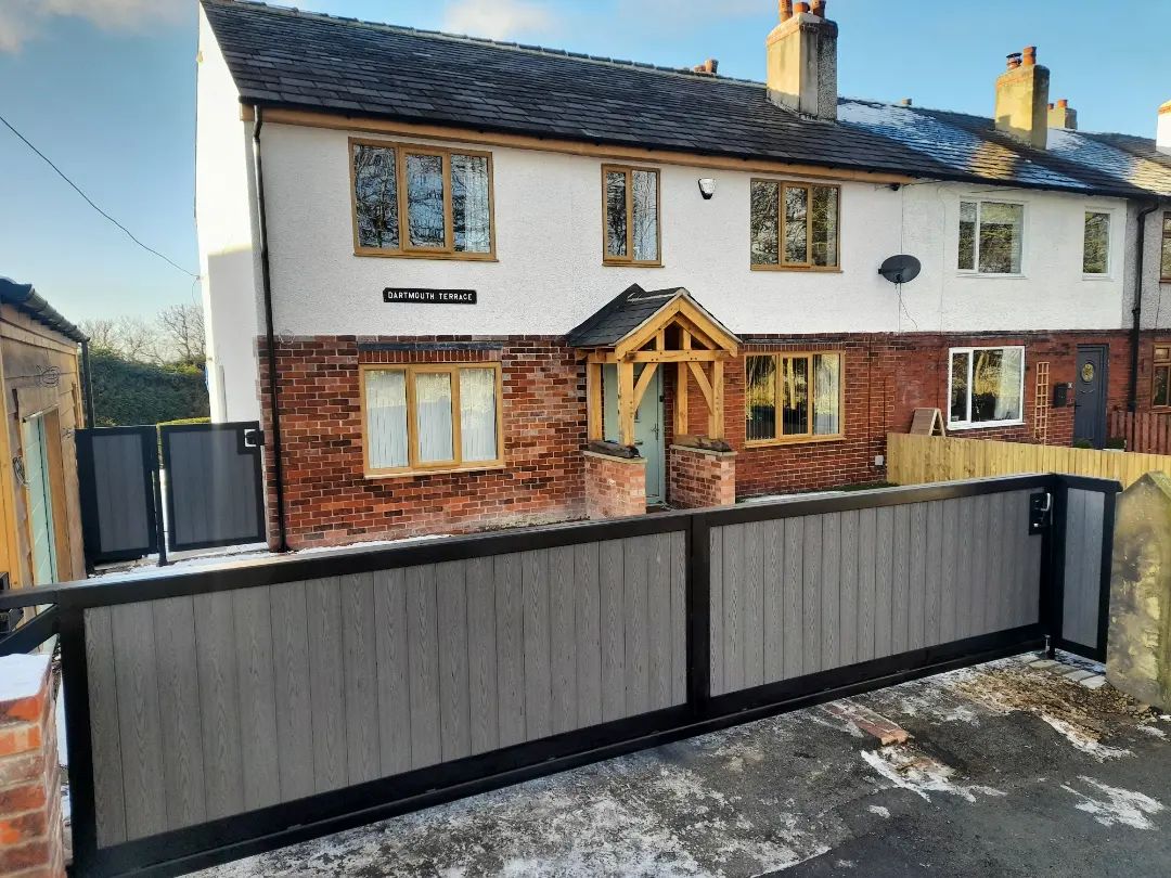Automated Cantilever Composite Driveway Gate