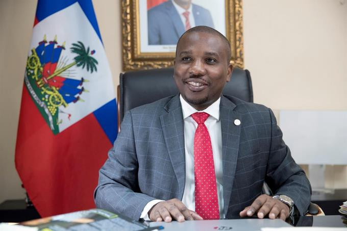 El canciller haitiano Claude Joseph pidió al Primer Ministro de su país, Ariel Henry, continuar con la construcción de la presa lado del río Masacre, en Juan Méndez, por considerar que “el Estado haitiano no tiene por qué suspender o detener un proyecto que acometa bajo mandato de un gobierno extranjero”. Dijo que ese proyecto fue encomendado por la firma Cubana DINVAI. Sin embargo, el trabajo ha sido suspendido por varios meses luego de protestas “infundadas” levantadas por las autoridades dominicanas, alegando que este trabajo iría en contra de los intereses de República Dominicana.