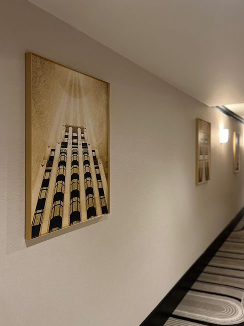 Hotelinrichting Hilton Antwerpen met moderne wanddecoratie - Euro-Art België