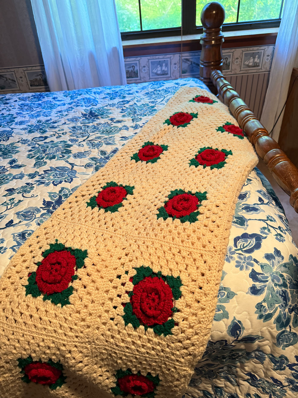 Thumbnail: Afghan Handmade Crocheted 3D Rose Granny Square Green Red Rose Vintage