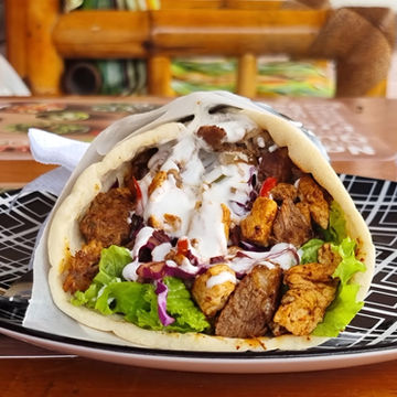 Akilla, Big Kahoona Shawarmas
