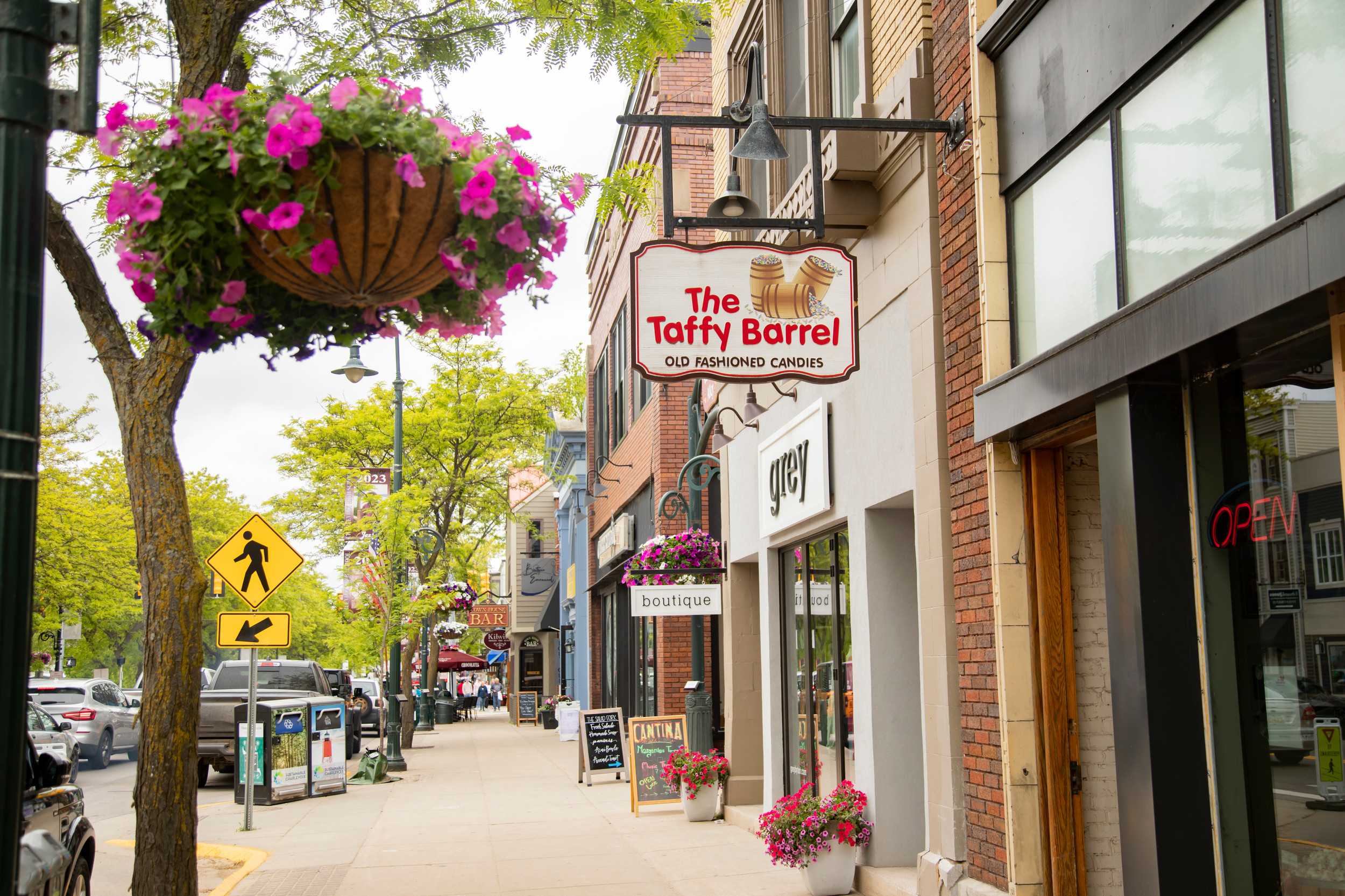 Home Downtown Charlevoix Home Downtown Charlevoix