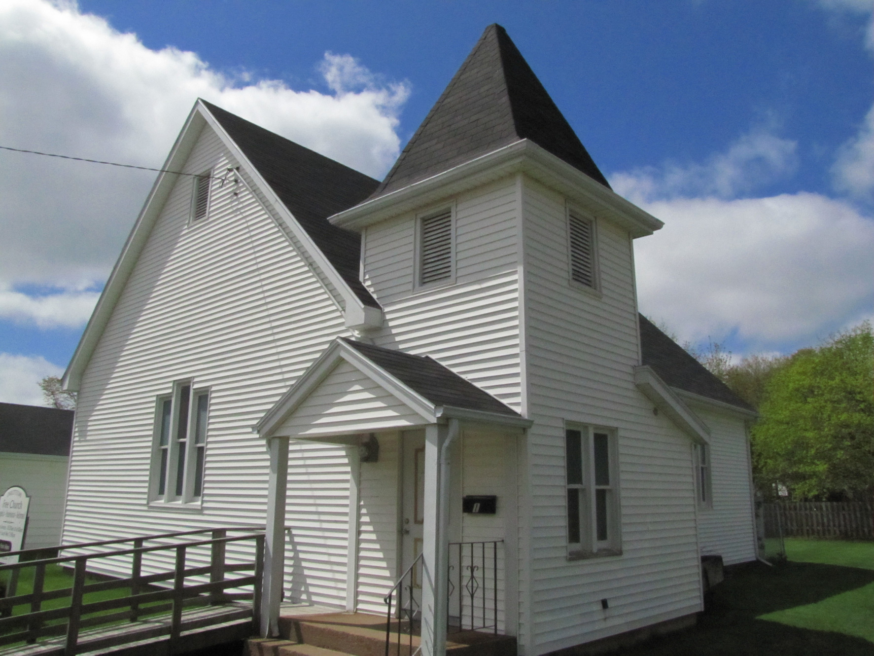 Birchwood Church (Free Church of Scotland) 1