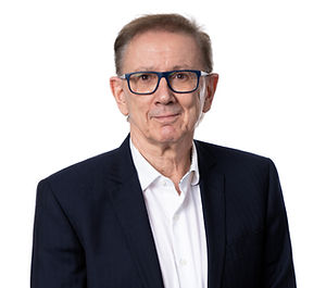 Team-Foto_AKTIVIT_Kurt_BÄCKENBERGER_2021_V02_Web.jpg