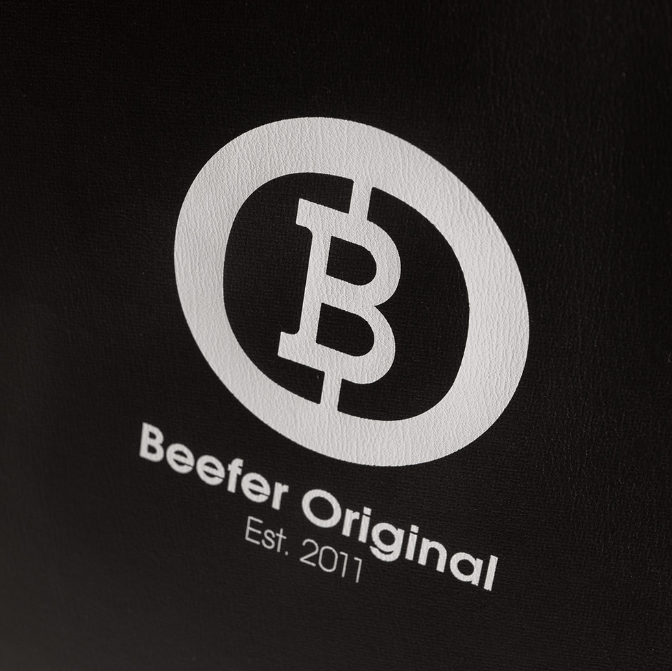 Miniaturbild: Beefer Logo auf Abdeckhaube Twin Pro