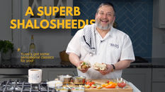 2 Easy "Shalosheedis" Dishes