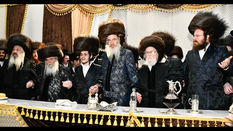 שמחת החתונה בבית האראנסטייפל - קרעטשניף י"ם - סטראפקוב - זלאטשוב