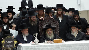 Satmar Rebbe R’ Aharon Visits The Satmar Talmud Torah In Yerushalayim | האדמו״ר מסאטמאר בביקור בת״ת