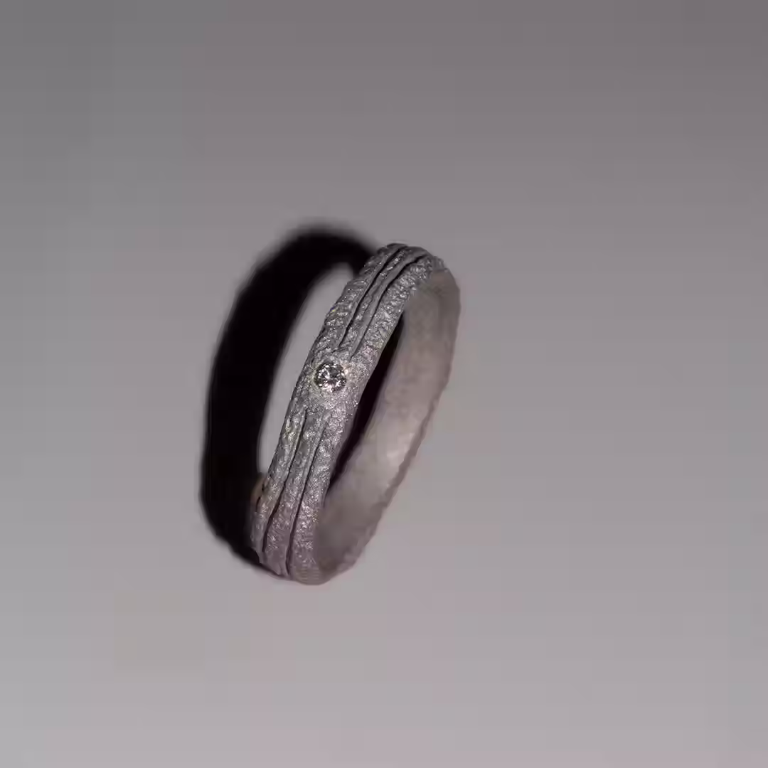 [001] FEDE IN TITANIO E DIAMANTE