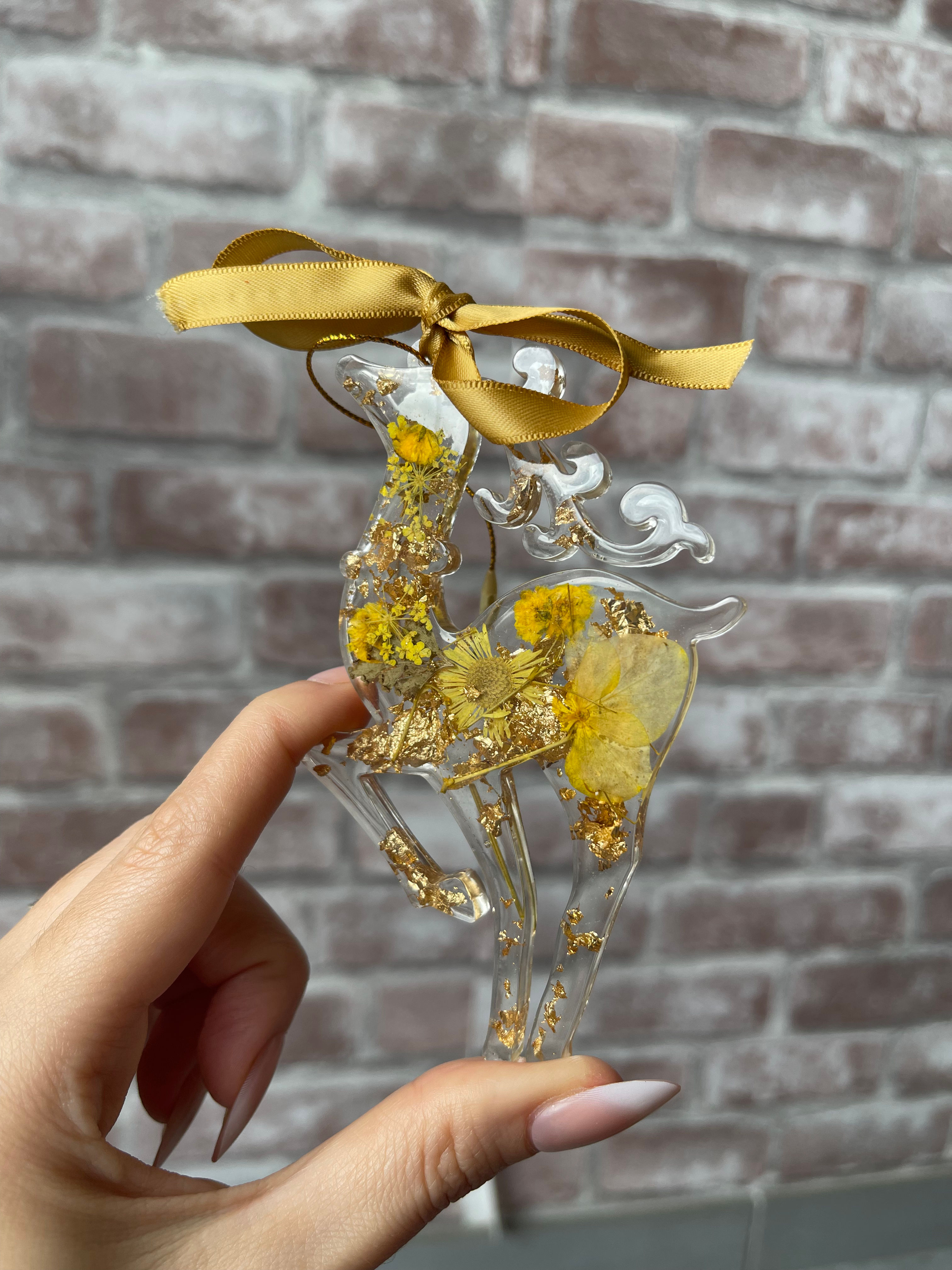 Renne di Natale in Resina con Fiori Naturali Essiccati | Decorazione Natalizia A