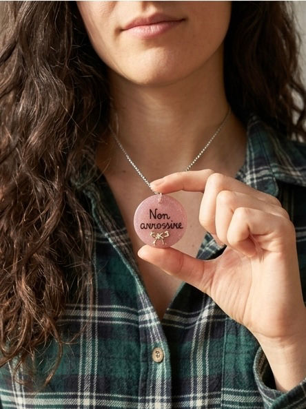 Miniature : Collana Personalizzabile Off Campus – Pendente in Resina Rosa Glitter Scritto a 