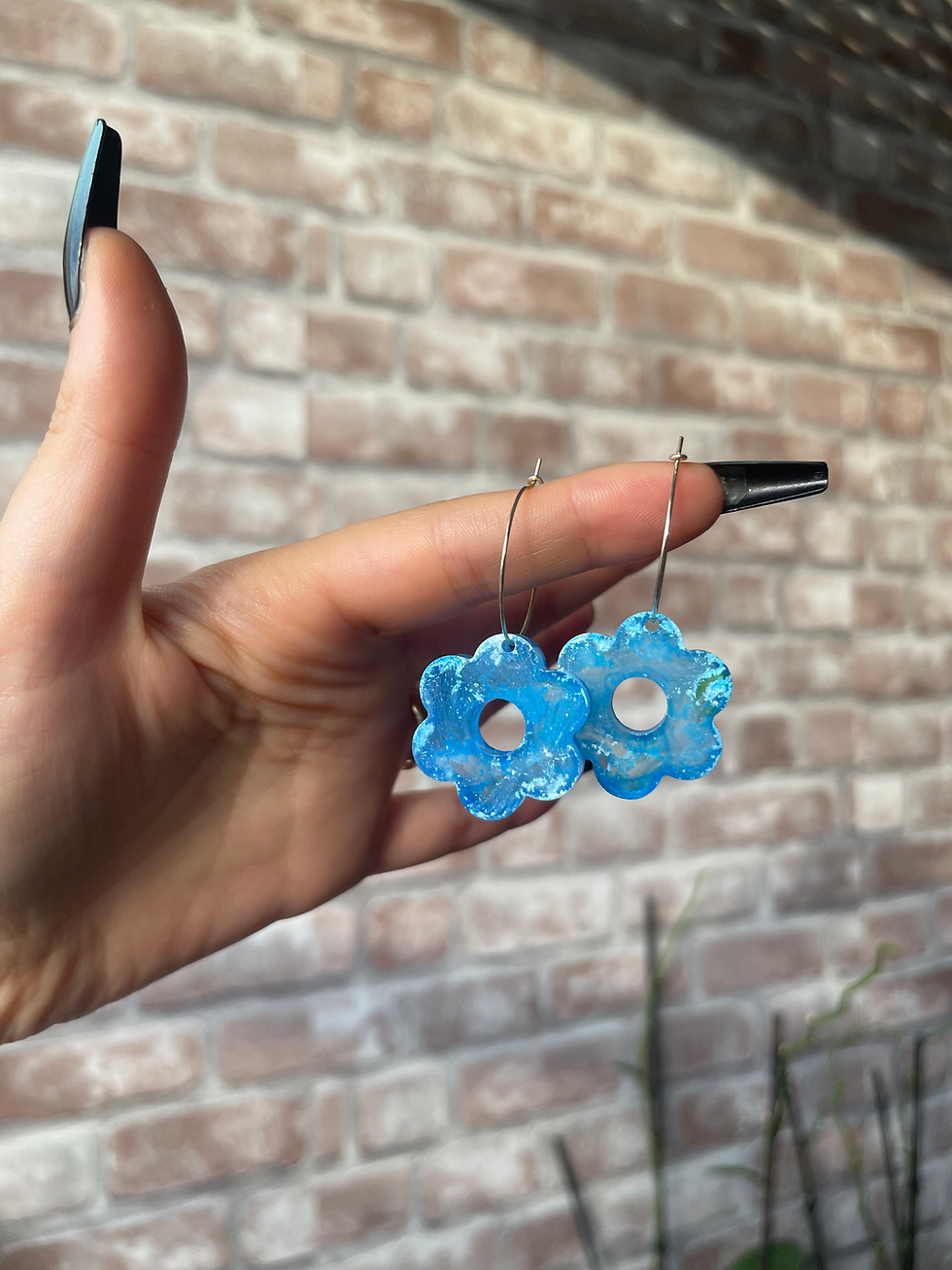 Miniatura: Orecchini Creole con Fiori in Resina | Gioielli Artigianali Zairiel 🌸✨ 
