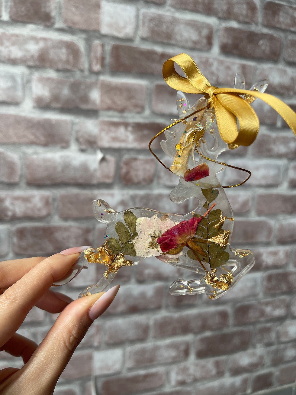 Miniatura: Renne di Natale in Resina con Fiori Naturali Essiccati | Decorazione Natalizia A
