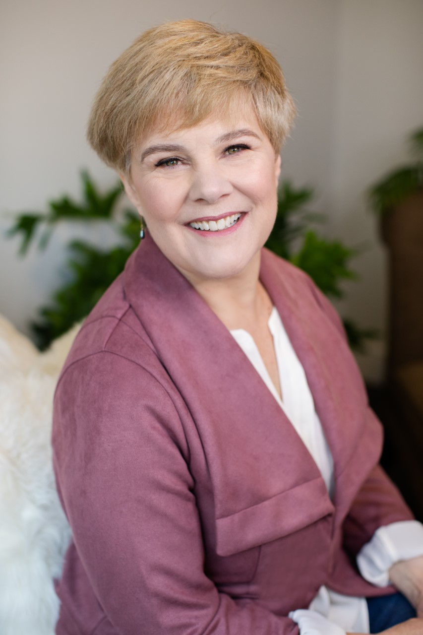 Headshot of an eQuo Advisor