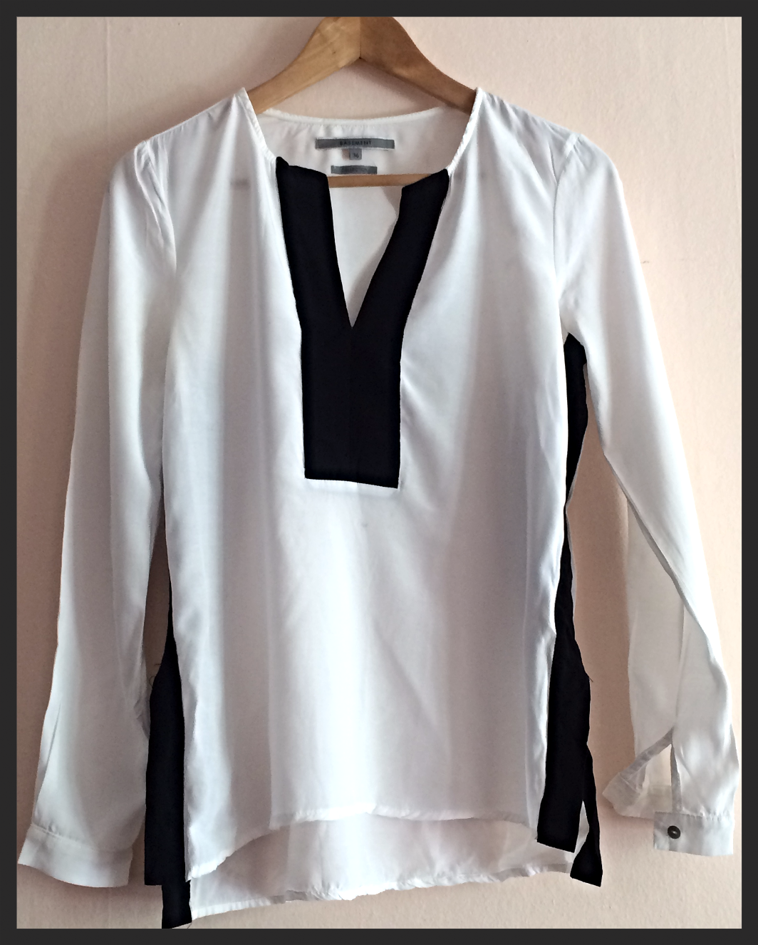 Blusa BASESMENT