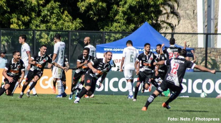 Em clássico movimentado, Vasco vence o Fluminense de virada