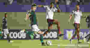 Goiás joga melhor e vence o Fluminense