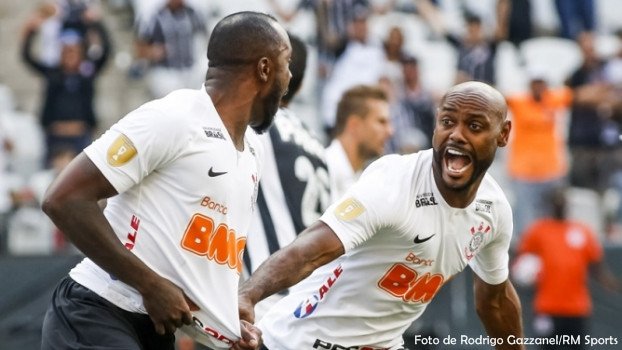 Corinthians vence Santos na primeira semifinal