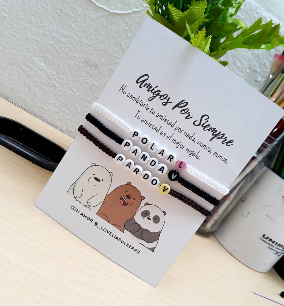 Pulseritas Escandalosos con Iniciales