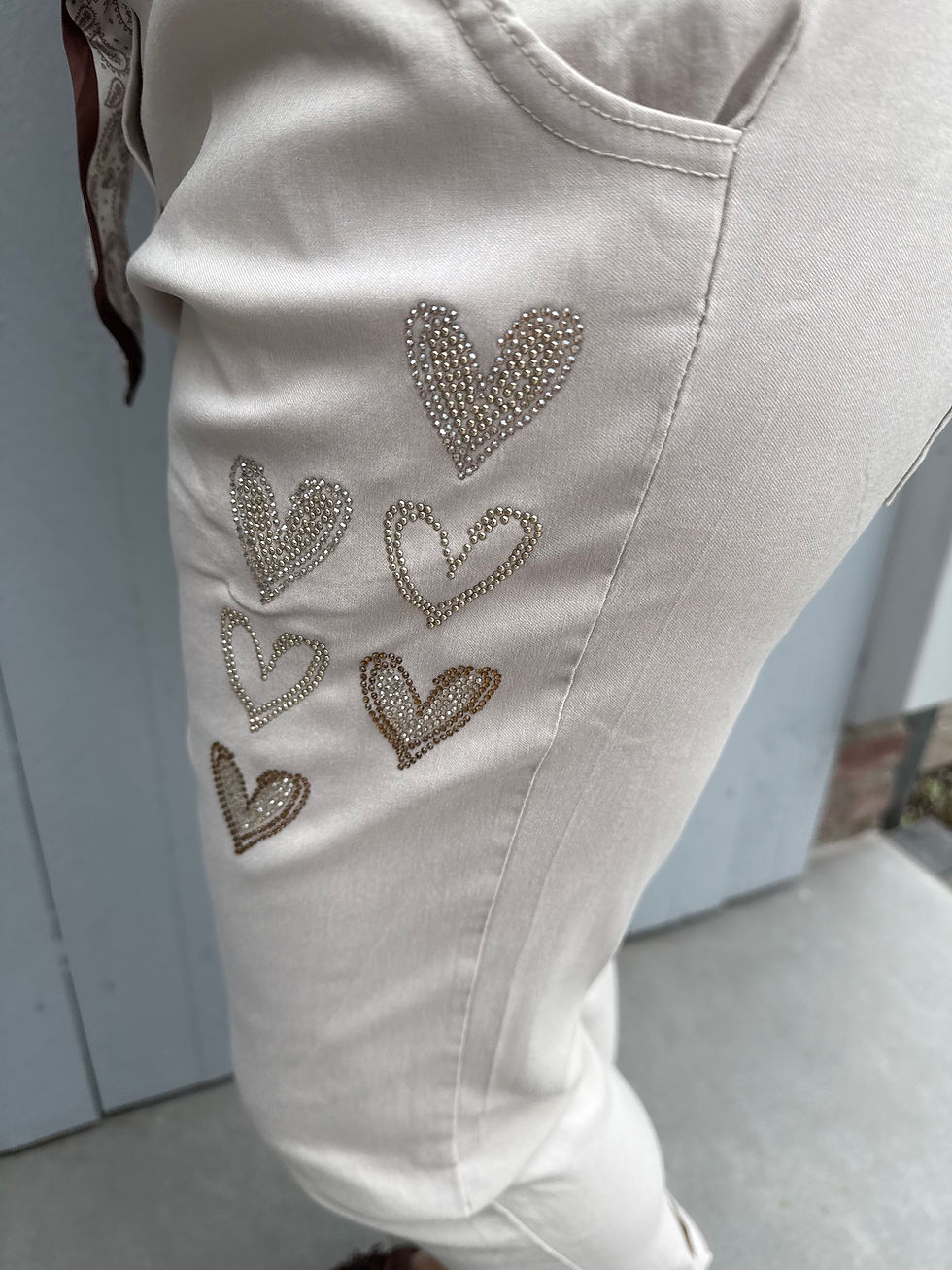 Miniaturbild: Hose Glam Heart Beige