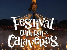 HOY EMPIEZA EL FESTIVAL CULTURAL EN SANJO! || La luz de las velas sobre el agua guía el camino de las almas hacia la eternidad.