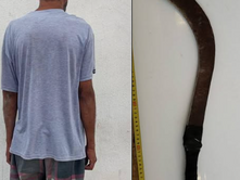 ‼️El Alex traía una guadañota‼️POLICÍA MUNICIPAL DETIENE A SUJETO EN PORTACIÓN DE UNA GUADAÑA EN VILLA MONTAÑA #PoliciacaContrastes🚓🚓👮♂️🚨