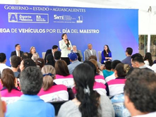‼️Enhorabuena a las y los ganadores‼️ ENTREGA TERE JIMÉNEZ VEHÍCULOS A DOCENTES GANADORES DE LA RIFA POR EL DÍA DEL MAESTRO